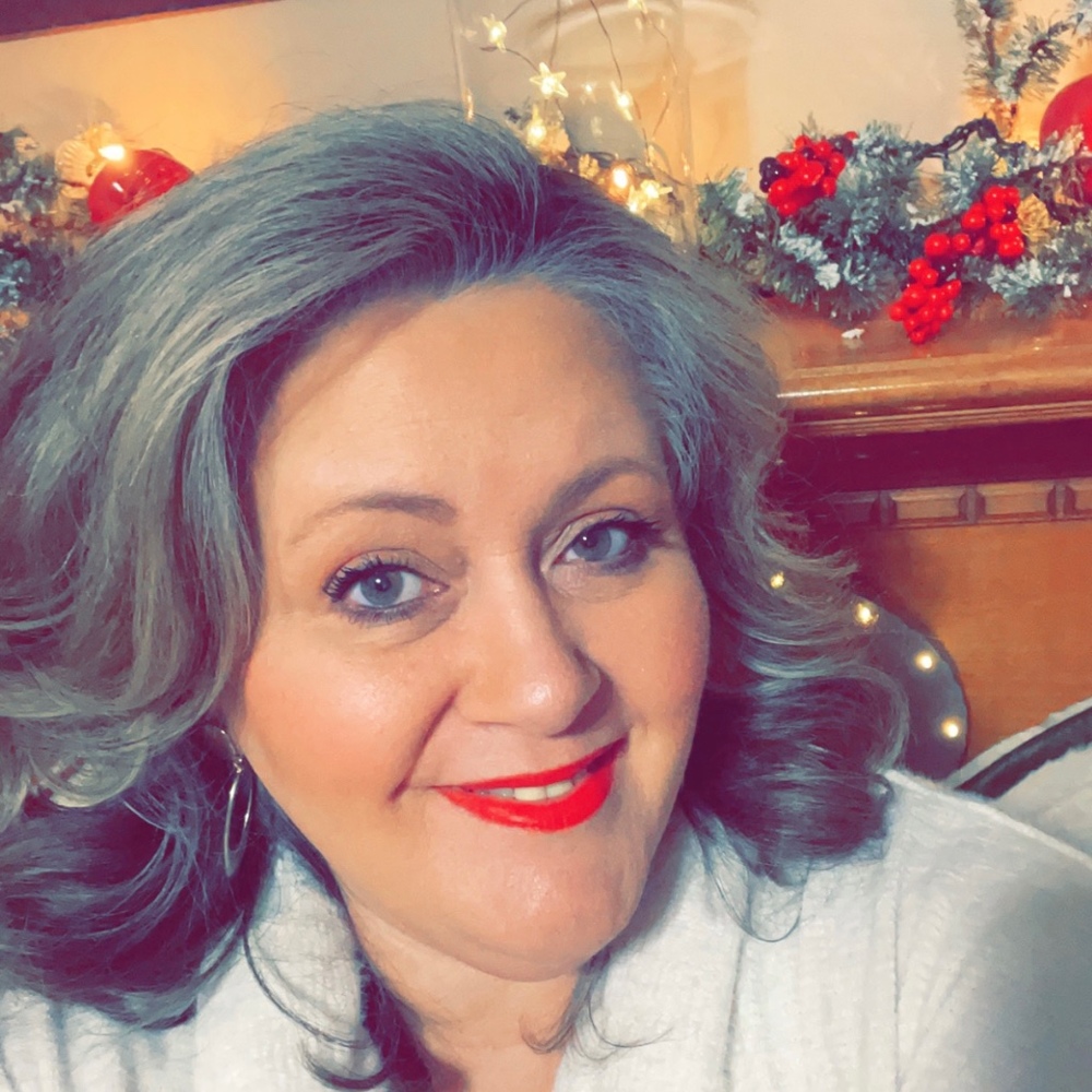Meet your Posher, Rebekah